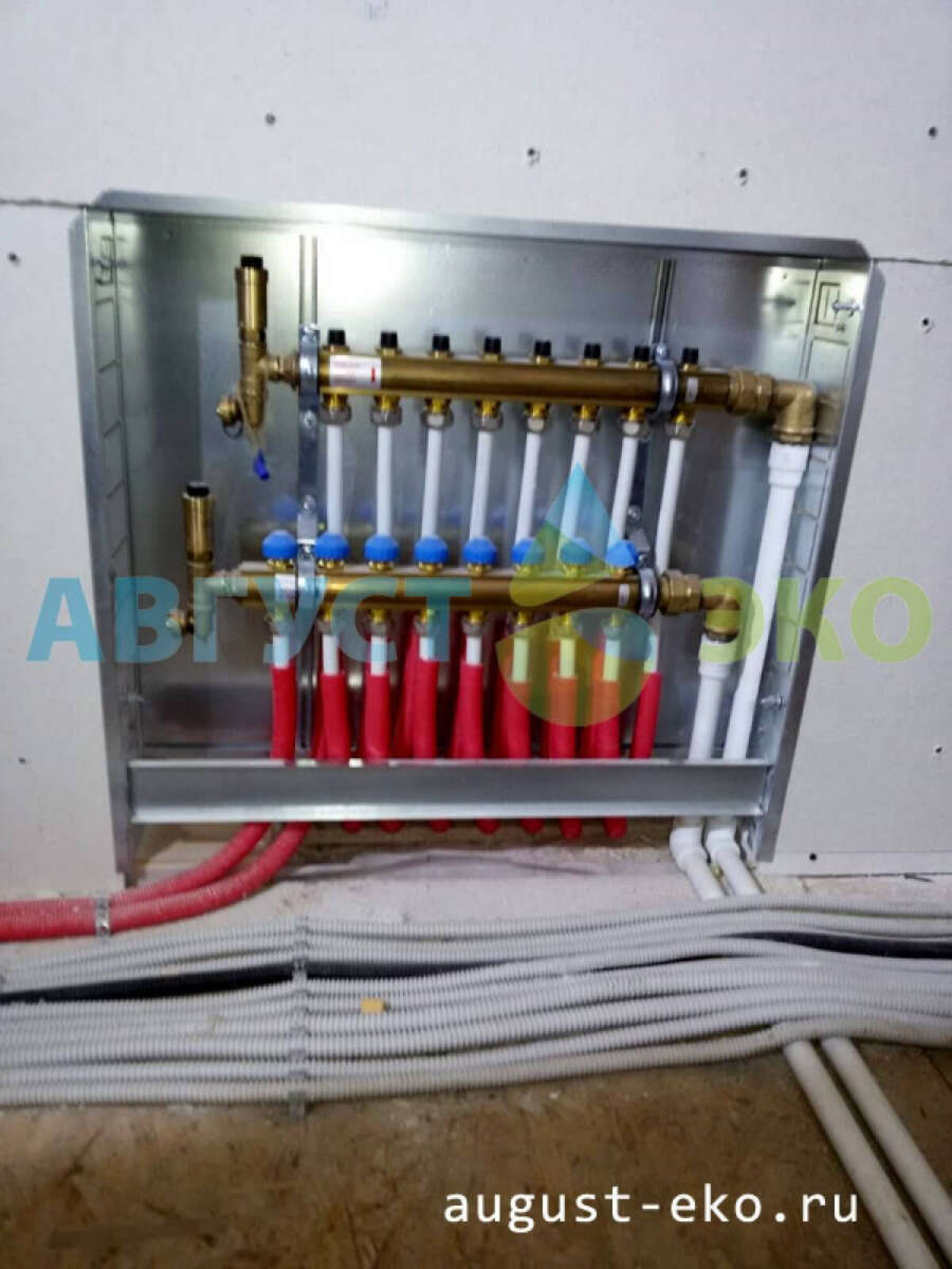 Коллектор системы отопления