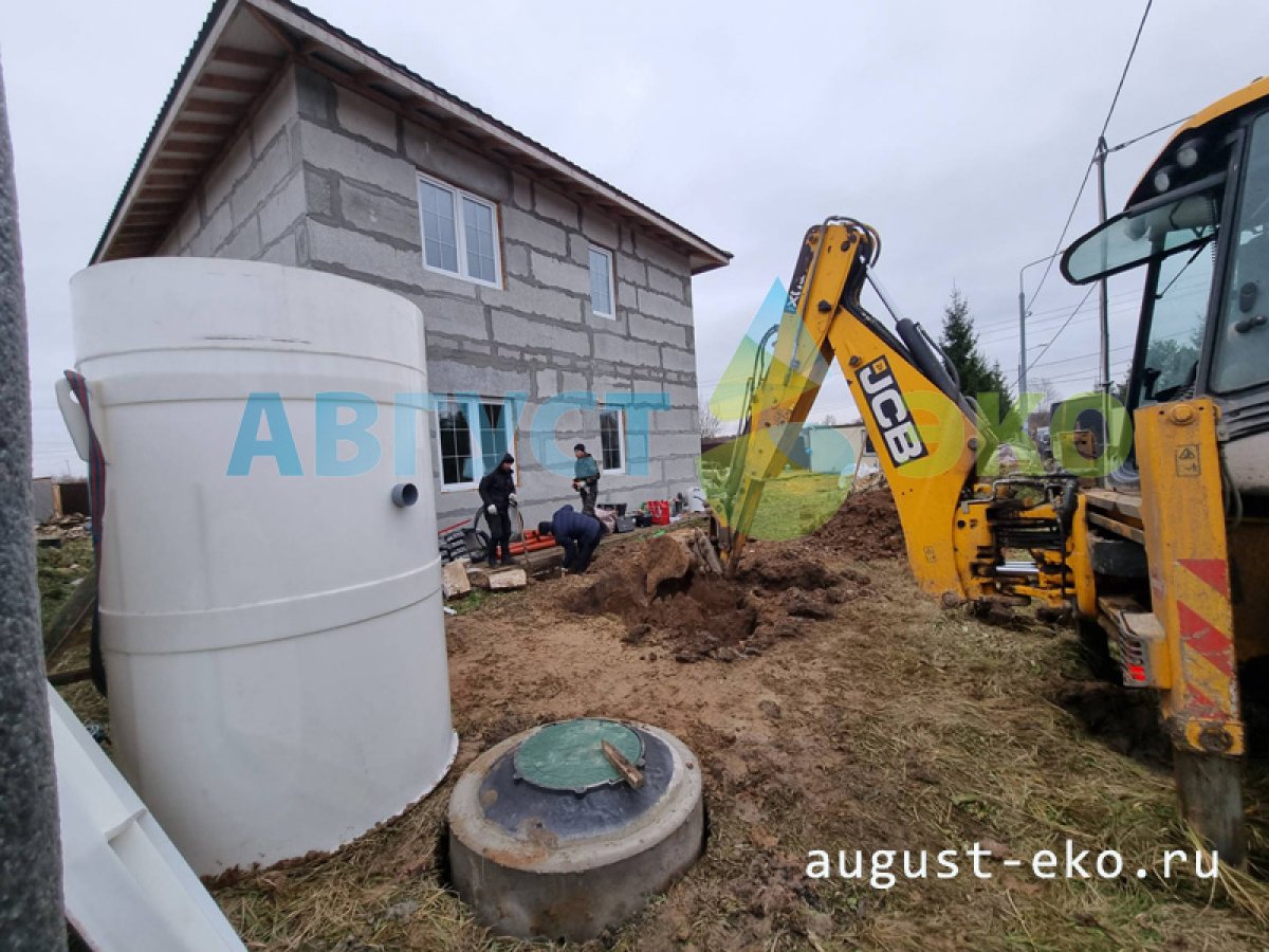 Подготовка котлована экскаватором